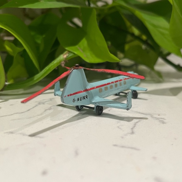 Dinky Toys 715 Bristol 173 HELICOPTER - Picture 2 of 4